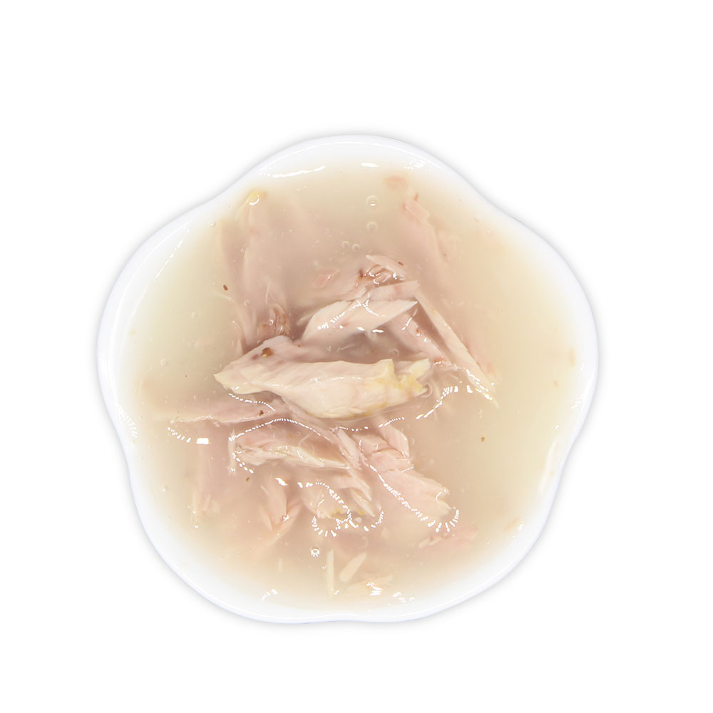 Tuna Fillet Soup with Goats' Milk